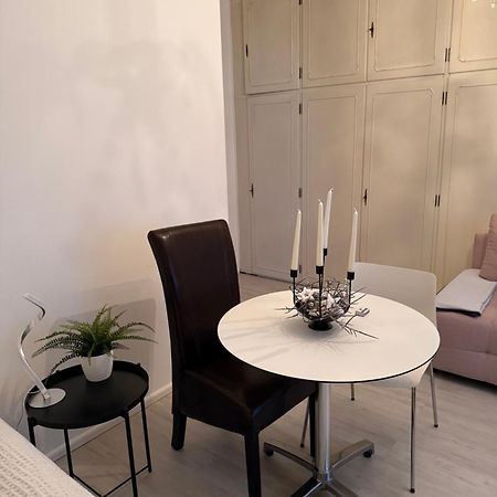 Modernes 1 Zimmerapartment Nahe Frankfurt Am Main Хойзенштамм Экстерьер фото